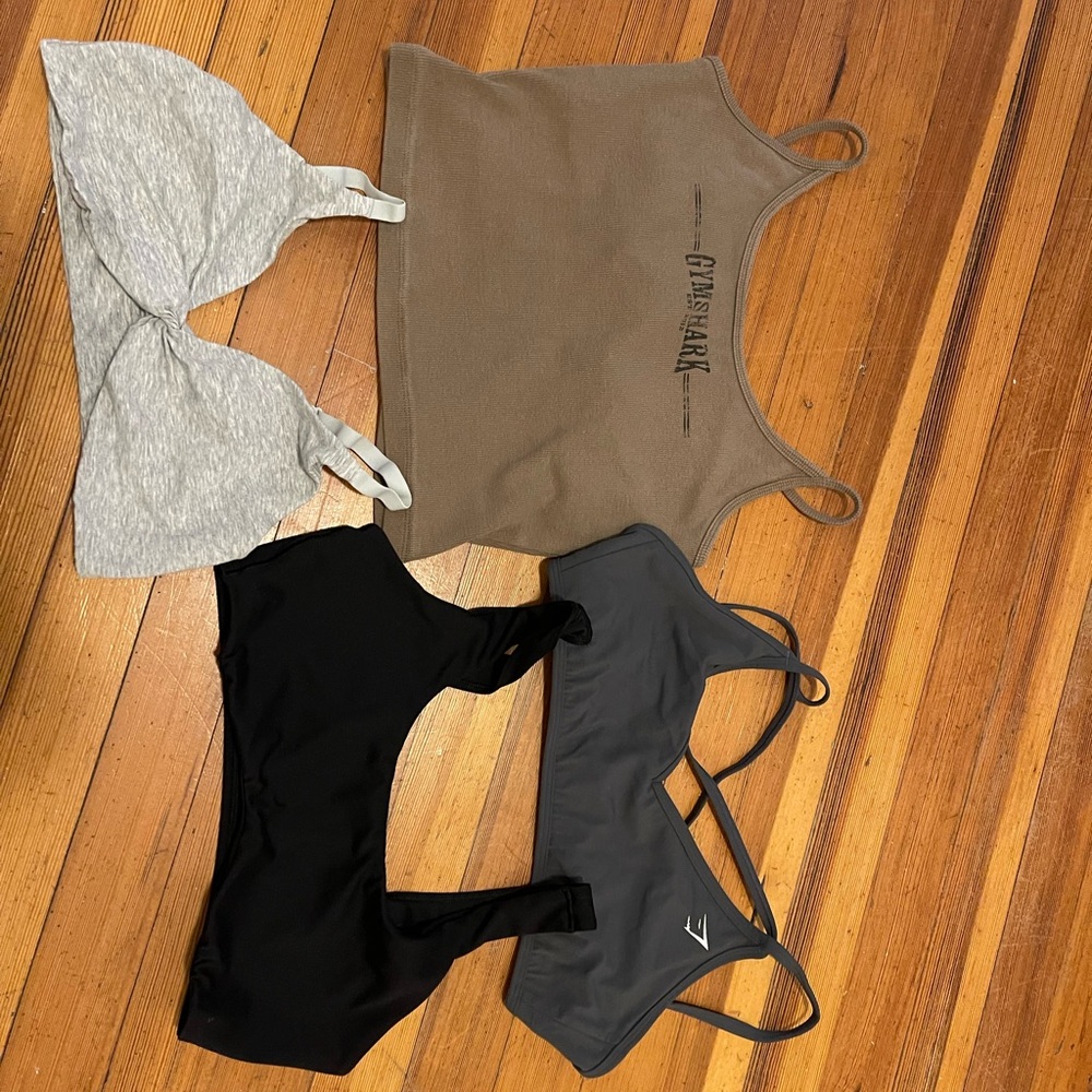 Gymshark Women’s Size M Tank Top and Sports Bras Bundle!
